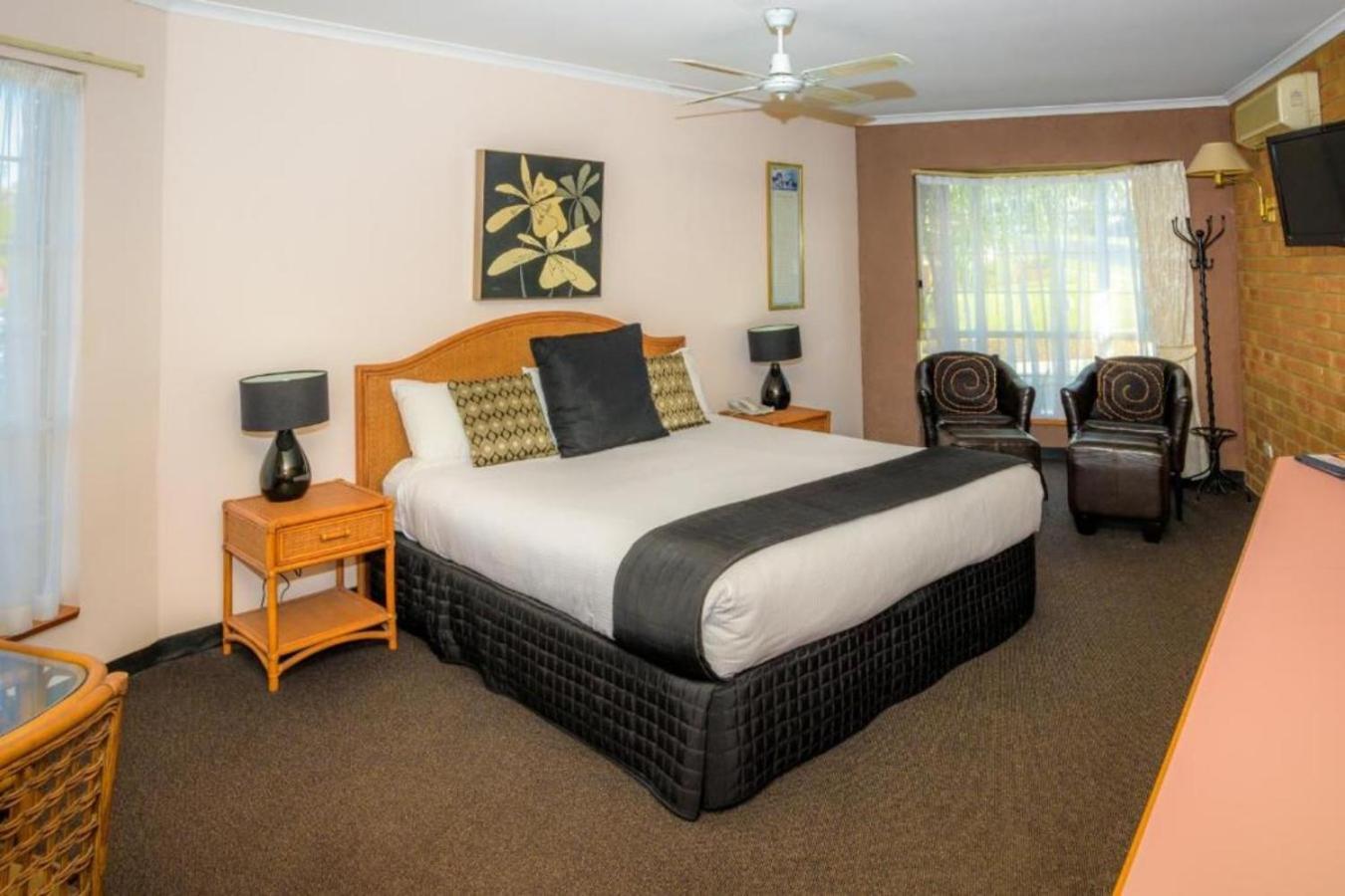 Sapphire Waters Motor Inn Merimbula Exteriör bild